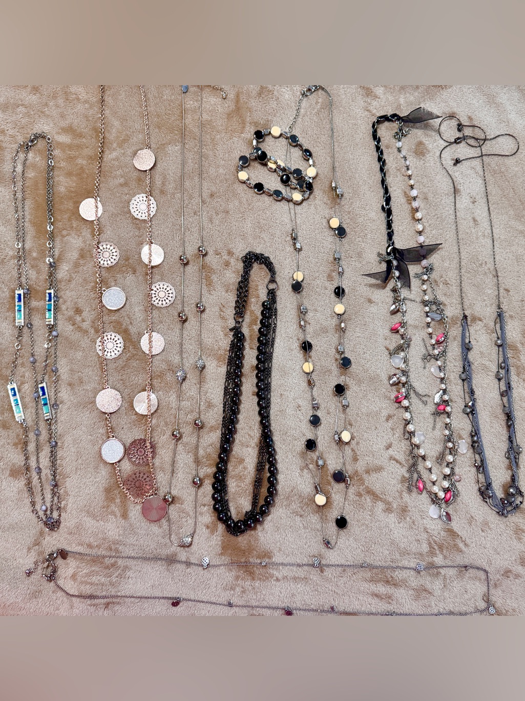 Lot Of Women’s Fashion Jewelry